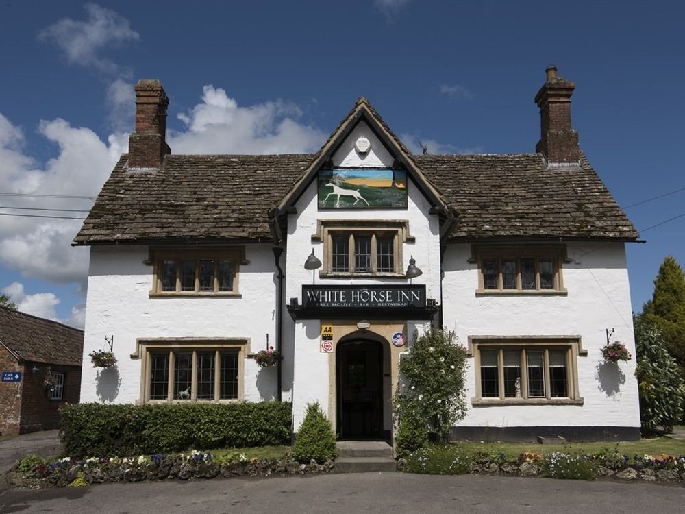 The White Horse Inn Calne Exterior foto